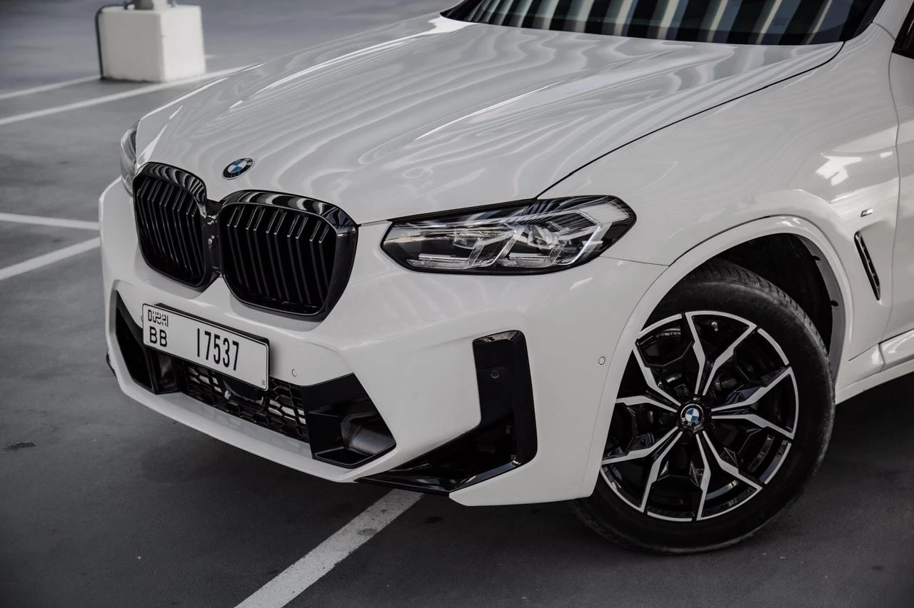 BMW X4 2022 - SUV thumbnail NaN